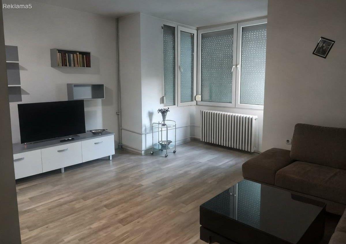 Three-room apartment for rent in Centar!