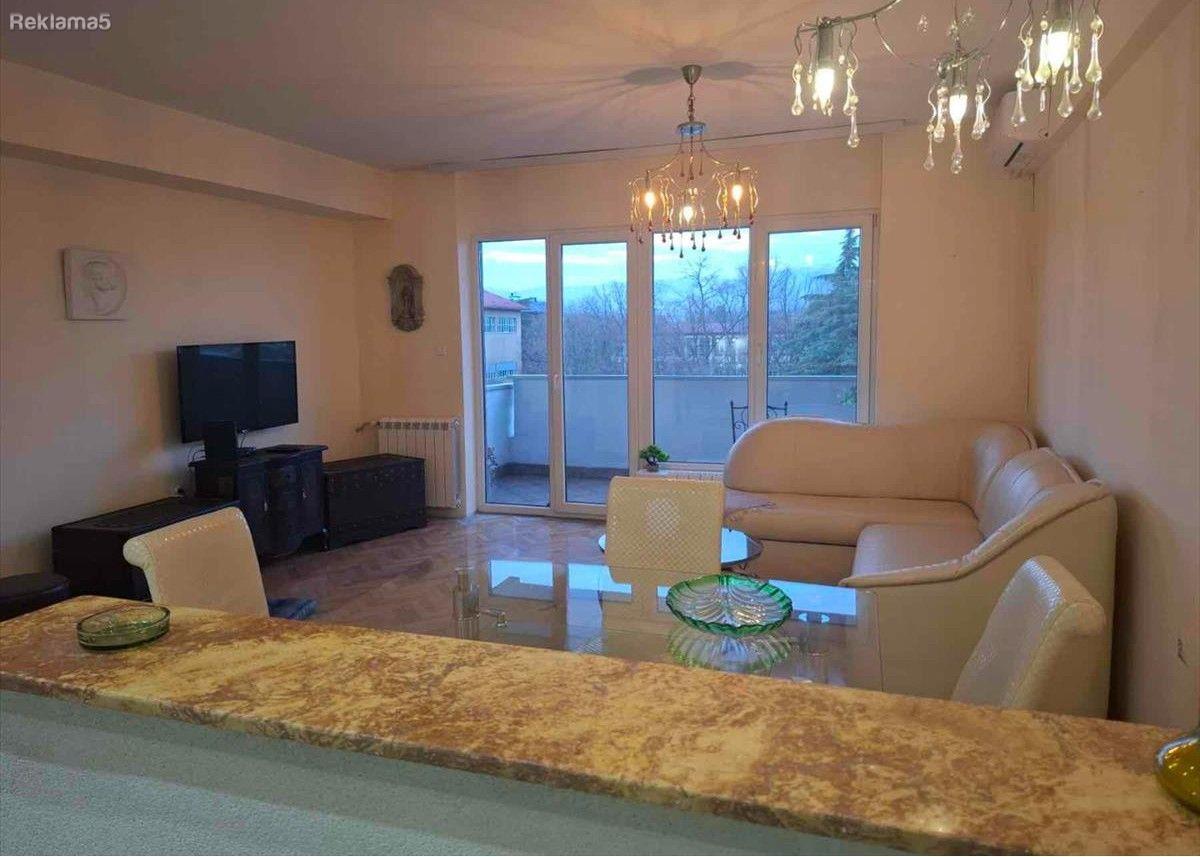 FULLY FURNISHED APARTMENT FOR RENT IN THE CENTER