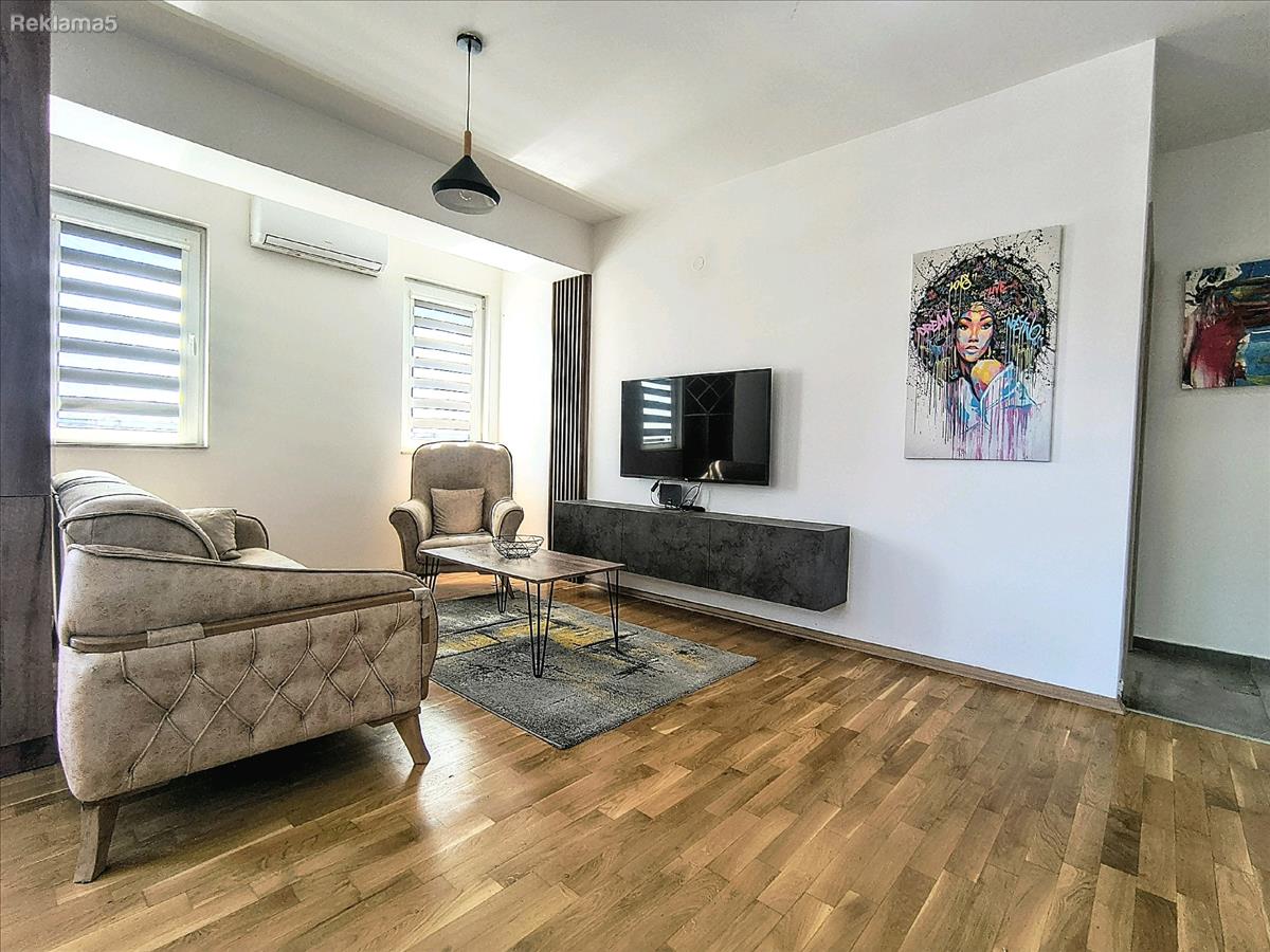 Three-room apartment for rent in Kisela Voda