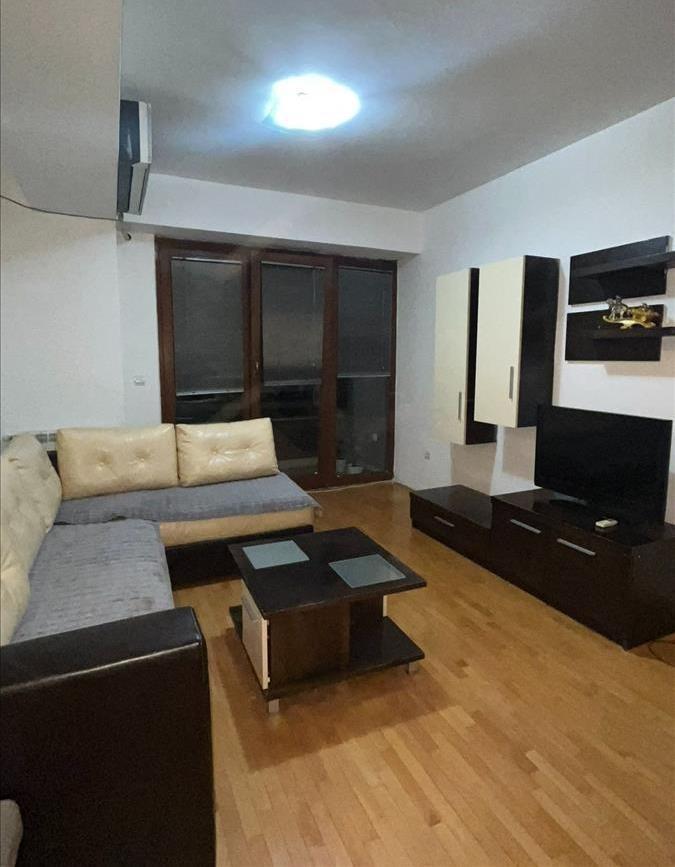 SE IZNAJMUVA DVOSOBEN STAN VO KARPOSH 1, MIDA