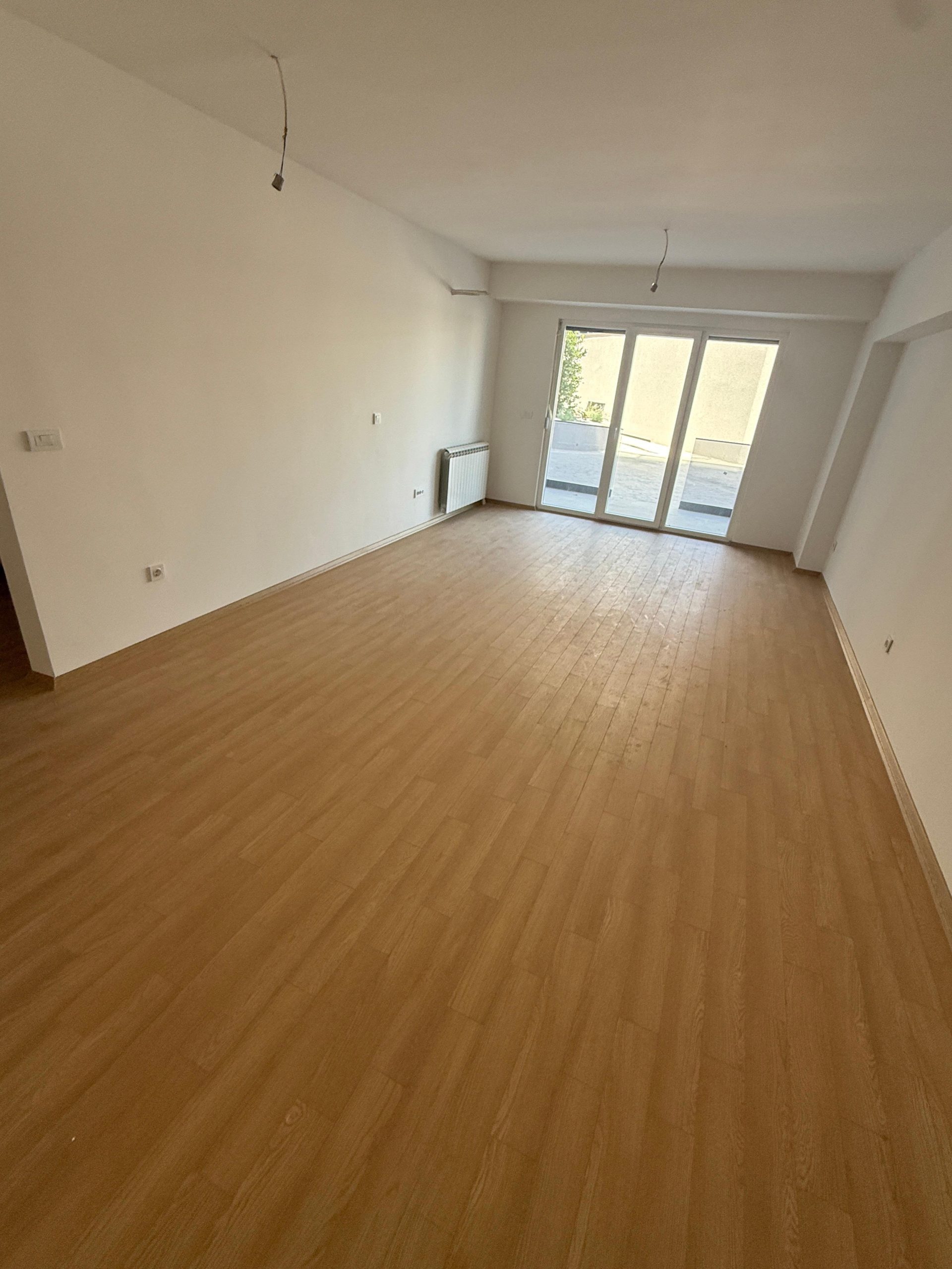 SE PRODAVA NOV 4-SOBEN STAN VO KARPOSH, ILINDENSKA