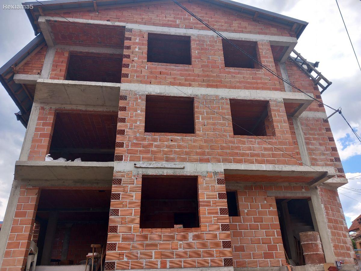 Apartments under construction in Thessaloniki are for sale
