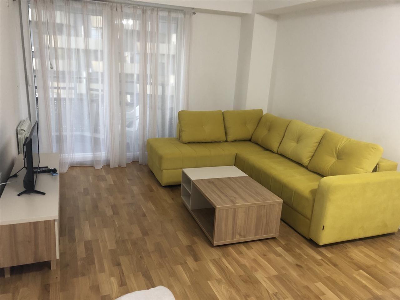 DVOSOBEN STAN VO KARPOSH 3, CITY GARDEN