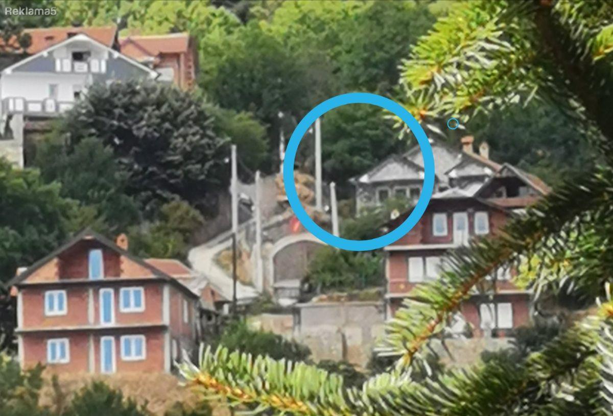 Plac nad Drenovec