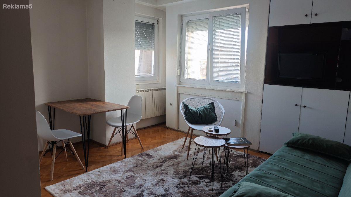 One-room apartment for rent in TC Skopyanka