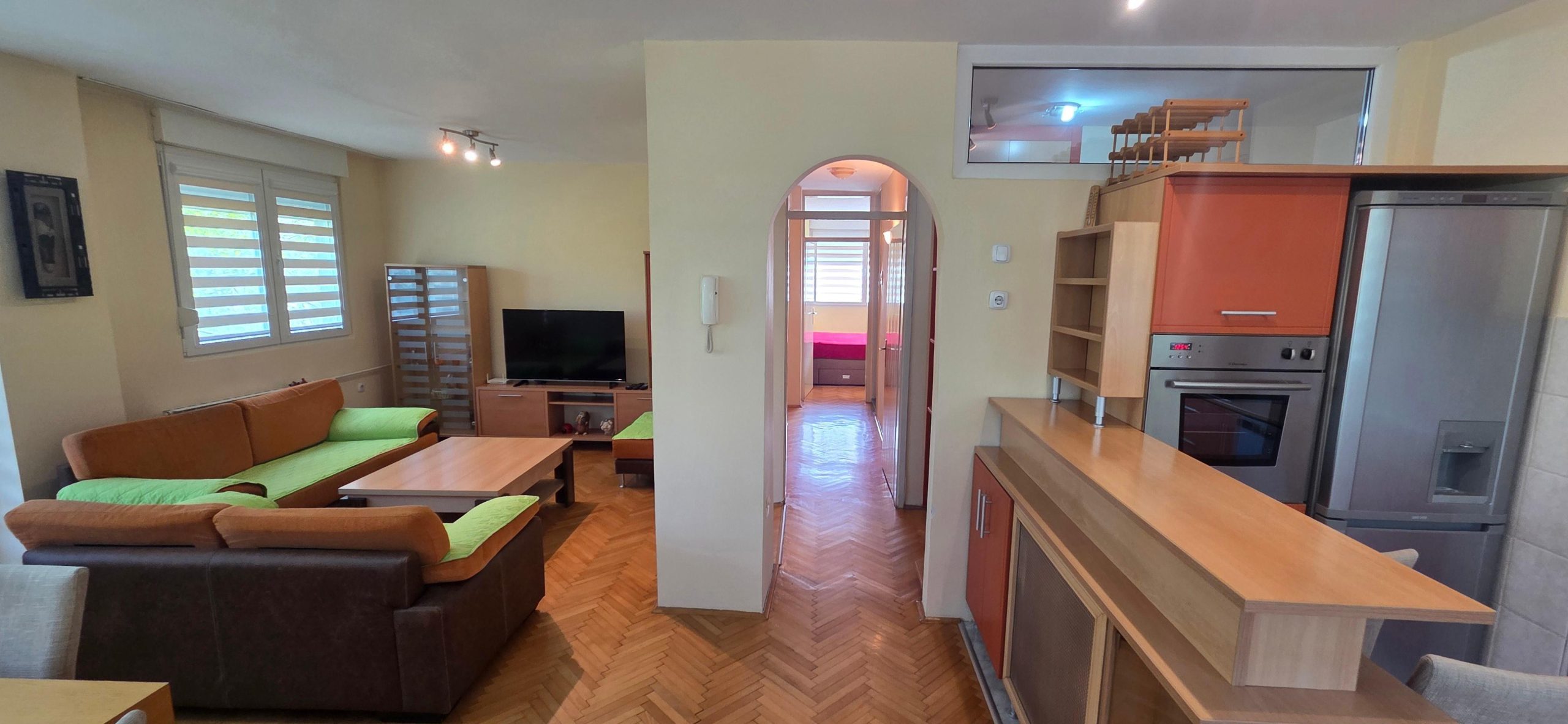 A furnished apartment of 81 m2 is for sale in Karposh 4
