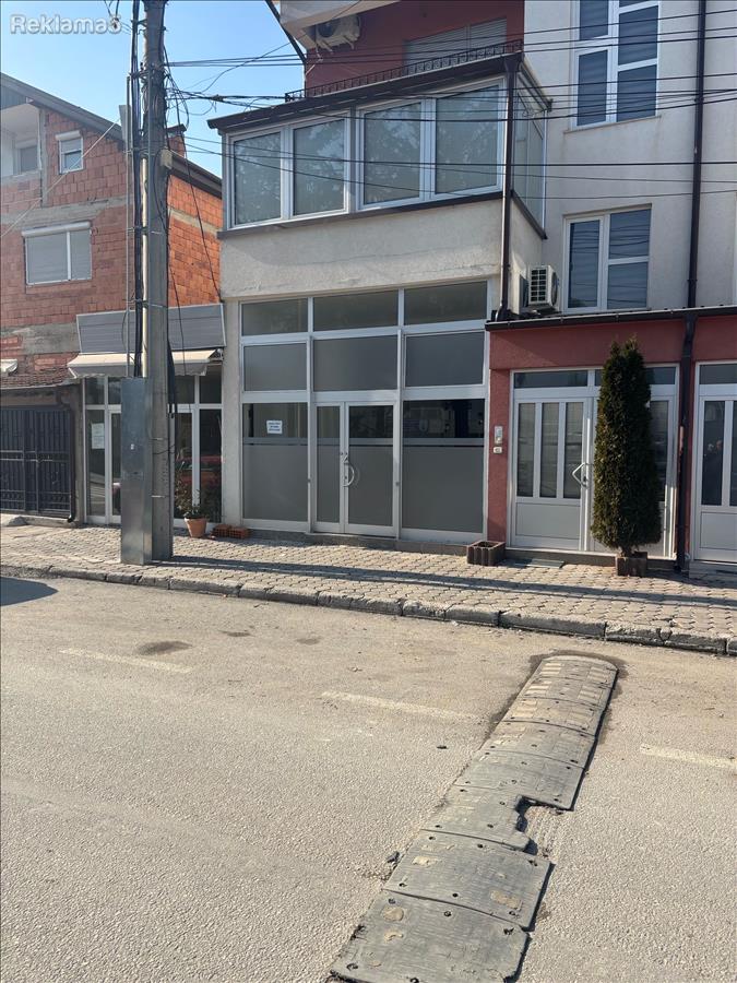 Renovated office space 50 m² - WC + air conditioning - in front of OU "Goce