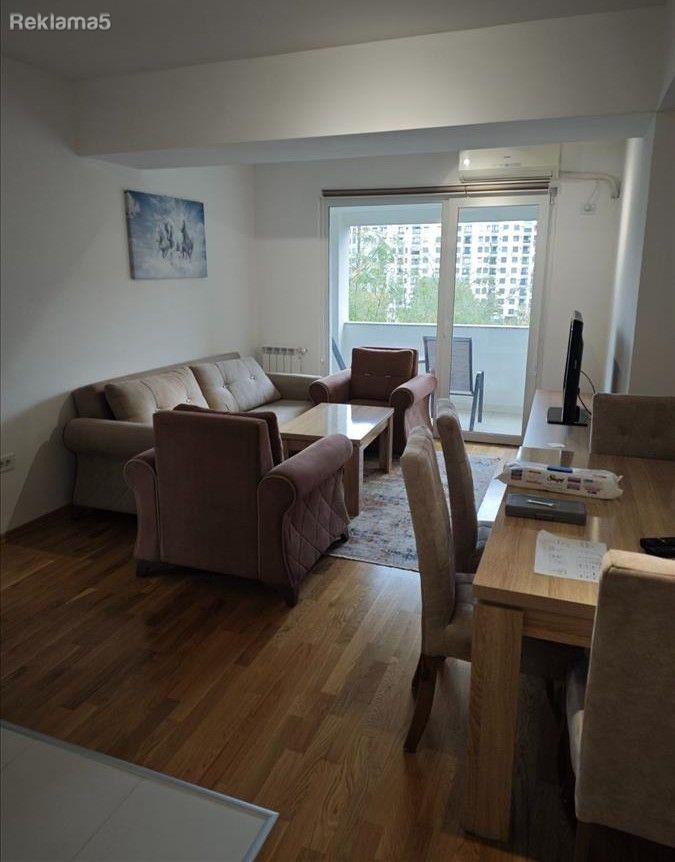 Se izdava namesten stan 57m2 vo Micurin, Aerodrom