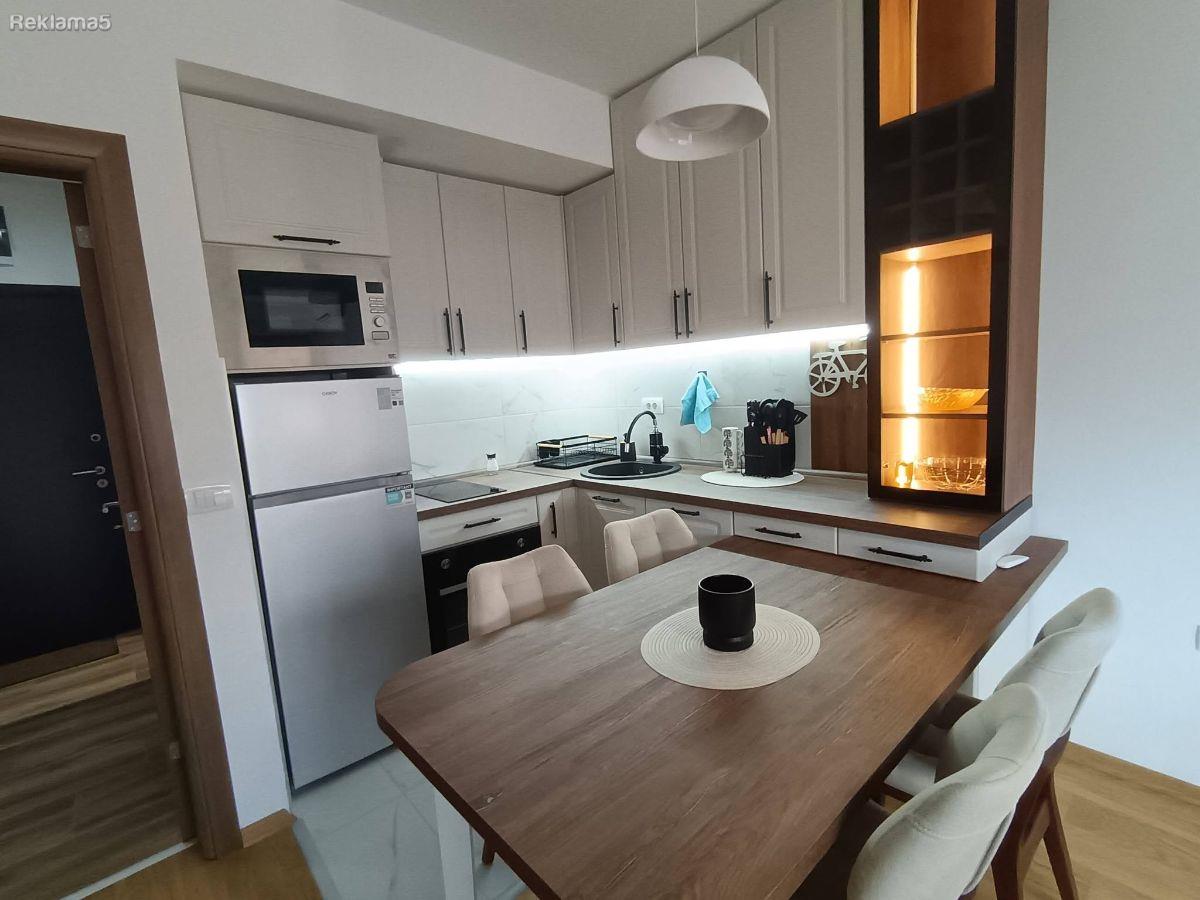 A new, unoccupied apartment is for rent in Kisela Voda (right behind