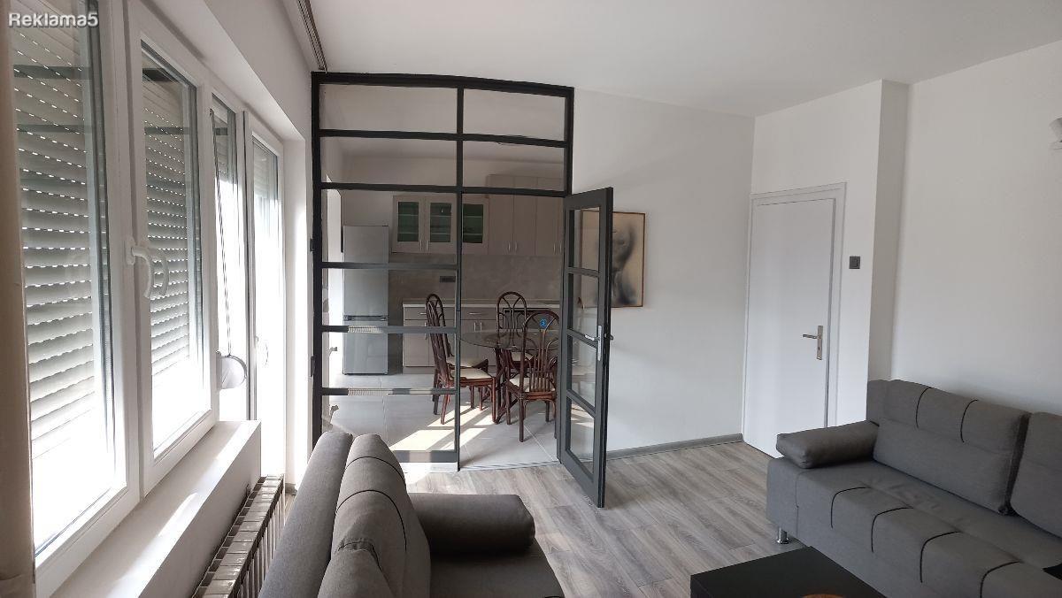 Se prodava stan 65m2 vo Centar - GTC