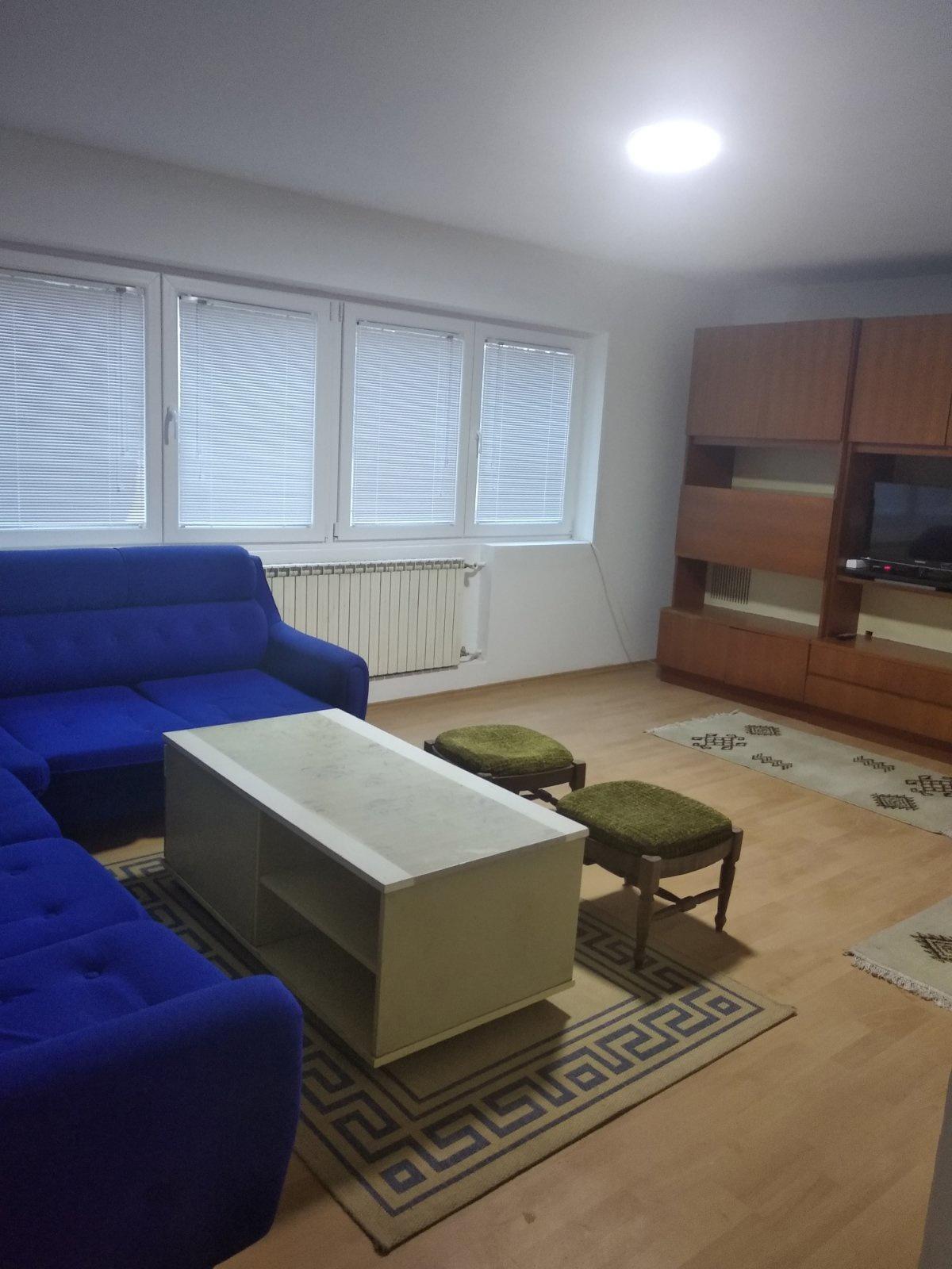 CRNICHE SE IZDAVA NAMESTEN SPRAT 69m2