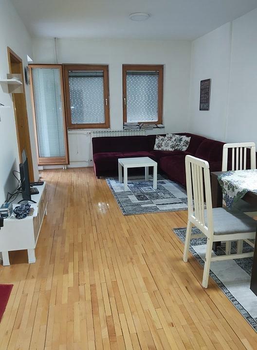 Se izdava nov dvosoben stan vo Centar, Univerzalna Sala