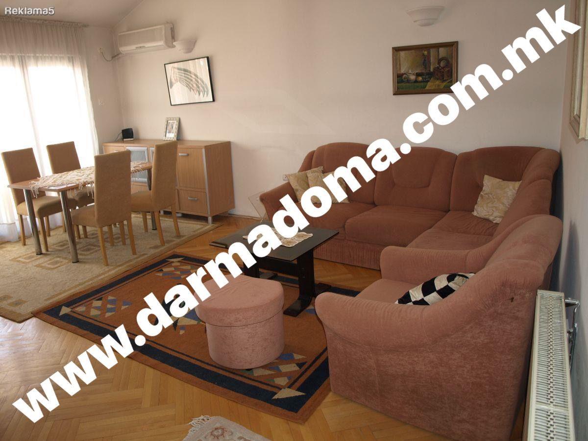 Dharma Doma rents an apartment in Center!