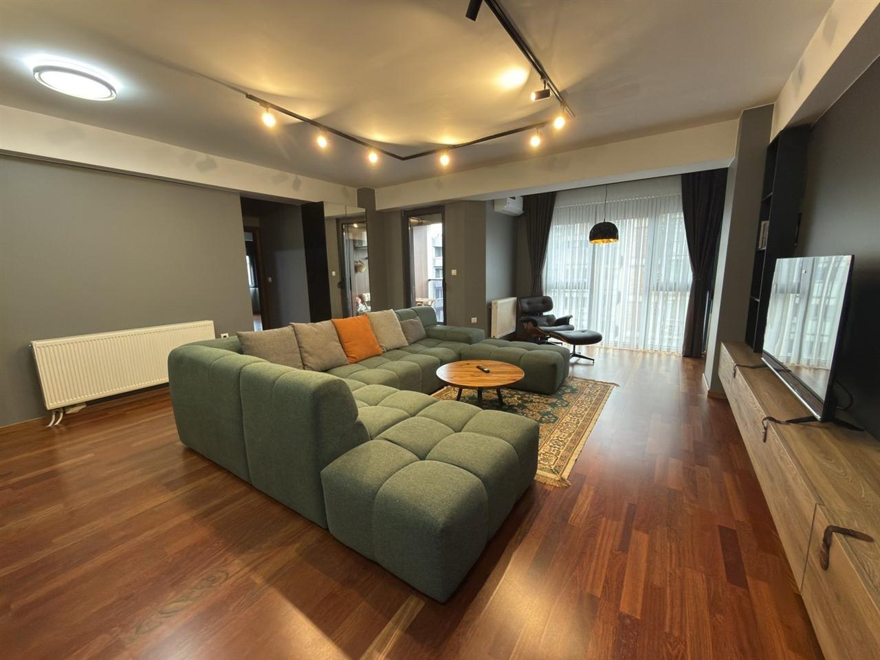 Se PRODAVA Ekstra Dvosoben 65m2 K1 pozadi Simpo