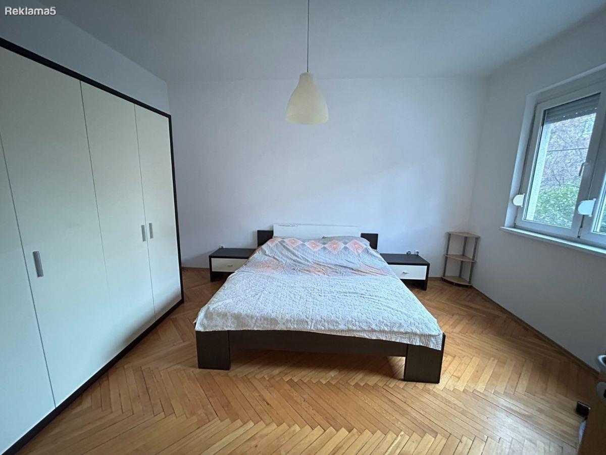 Three-room apartment for rent in Center - Spring 70m² | €400