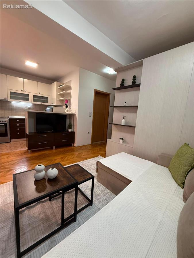 We are selling a furnished apartment 42m2 behind Universalna
