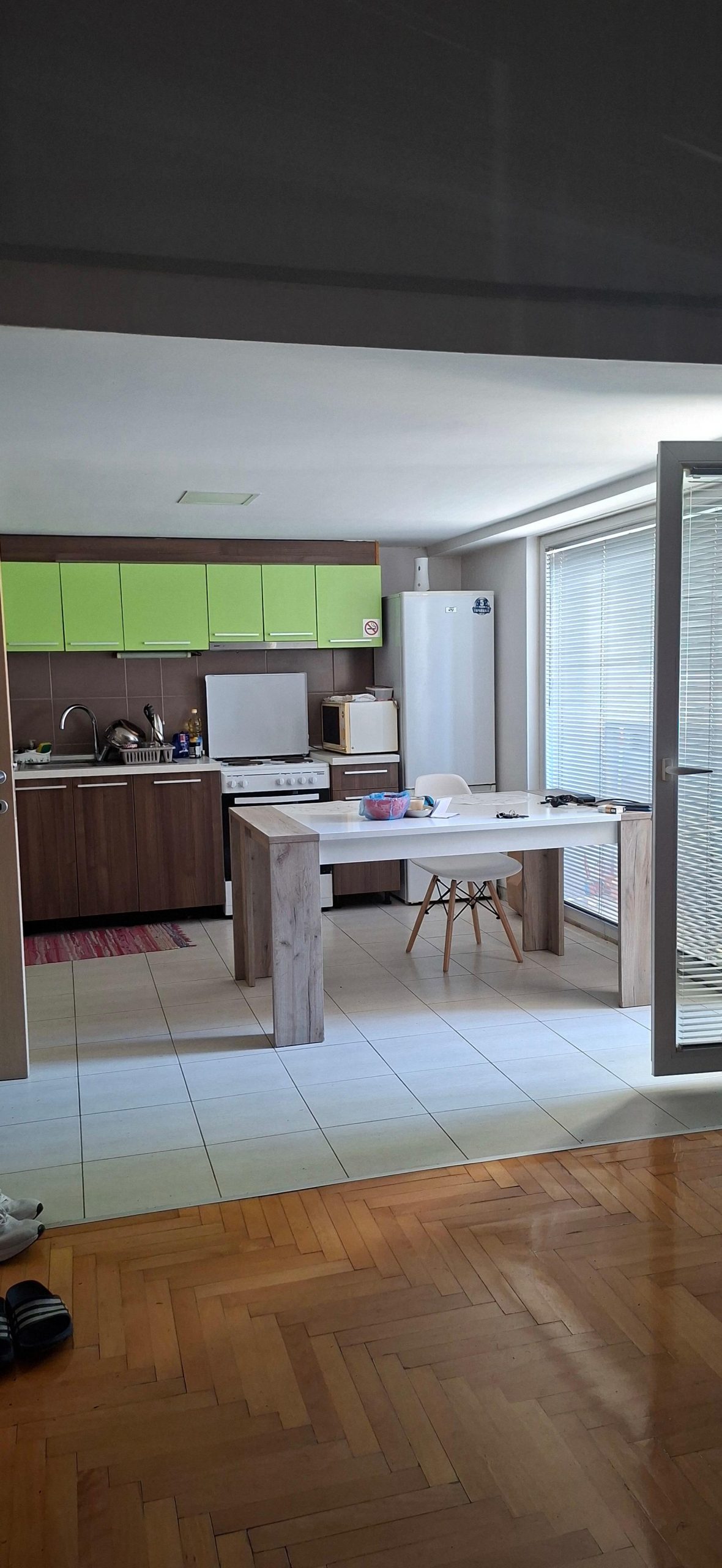 Centar D.Maalo 85m2 podelen na 2 stana