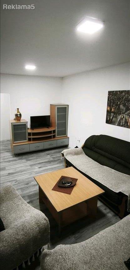 Se izdava namesten dvosoben stan 65m2 vo Aerodrom