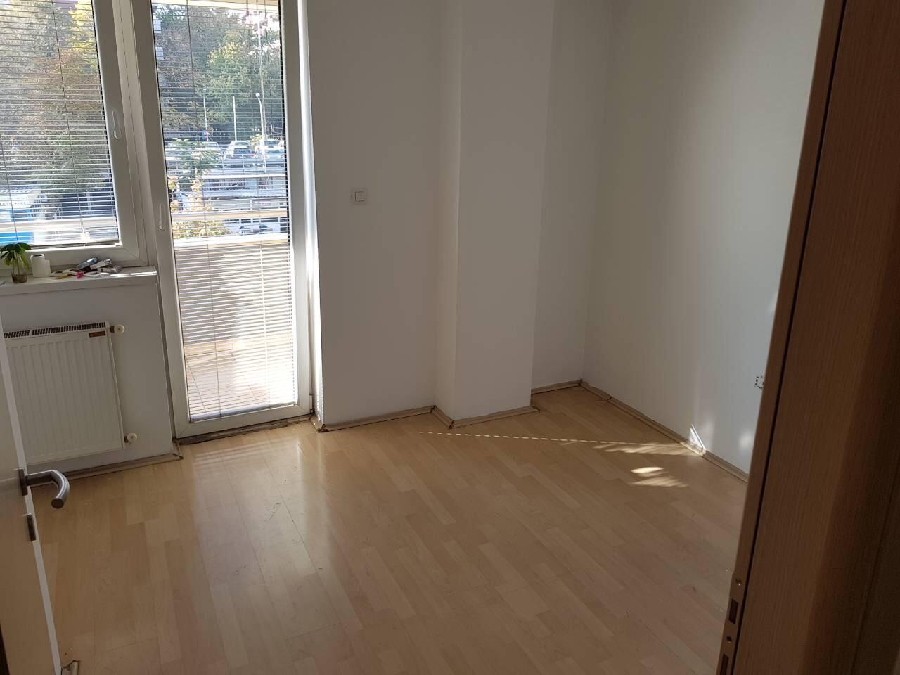 41520-Se iznajmuva stan vo Centar
