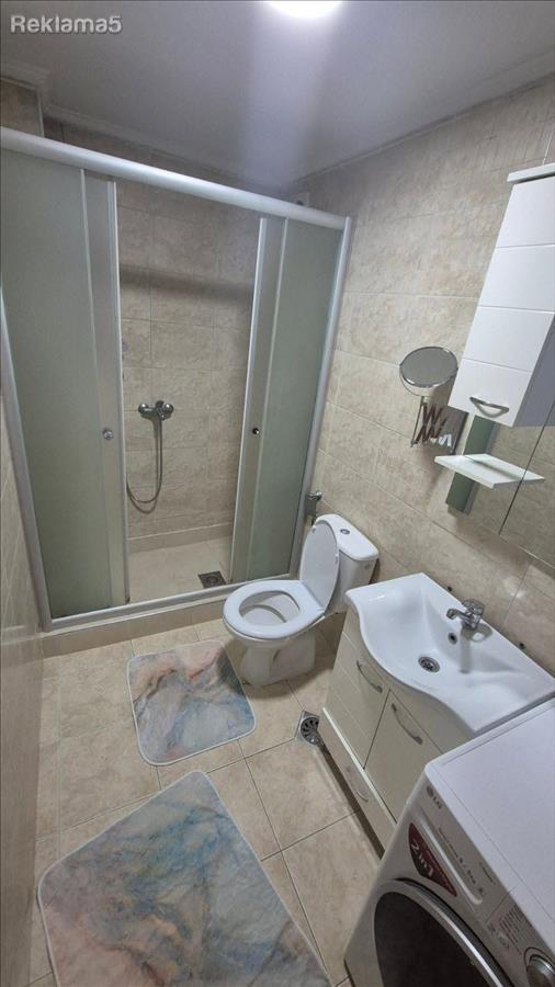 HIT TWO-ROOM FURNISHED APARTMENT NEAR UNIVERSAL HALL