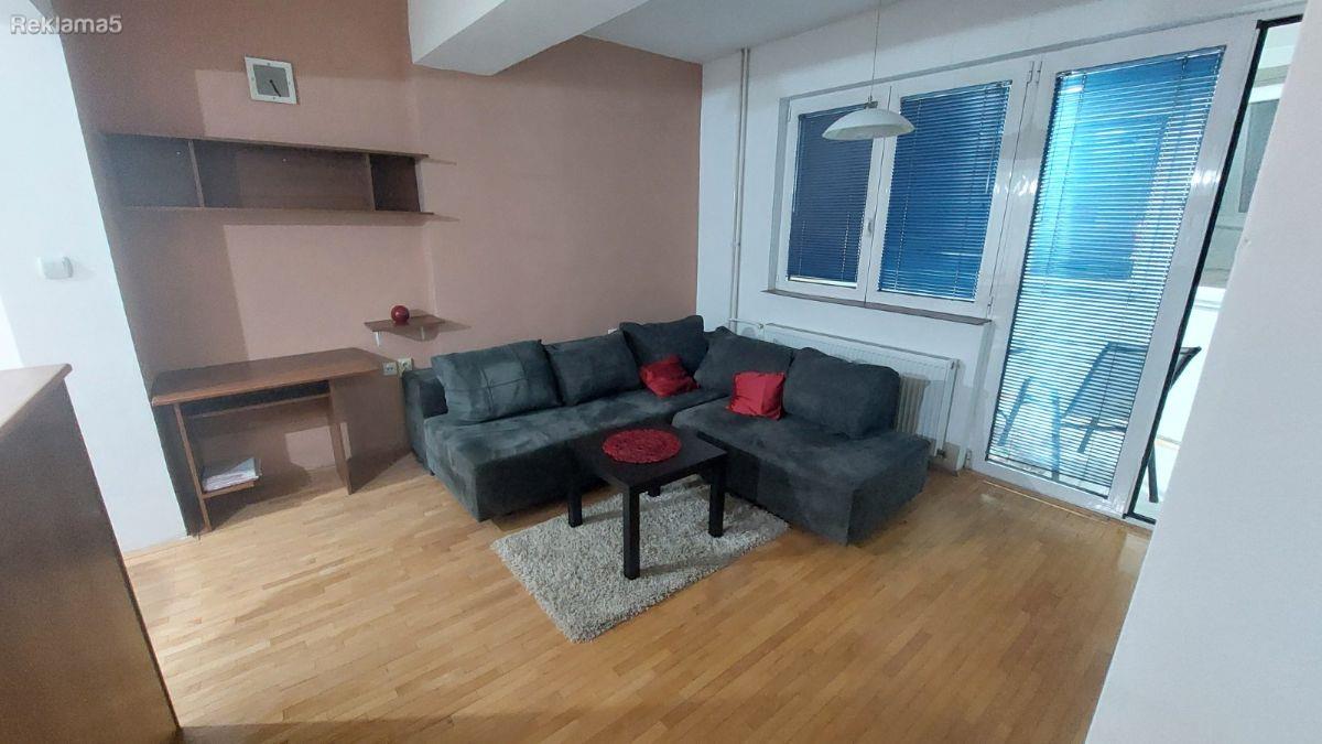 SE IZNAJMUVA STAN VO AERODROM-MICURIN