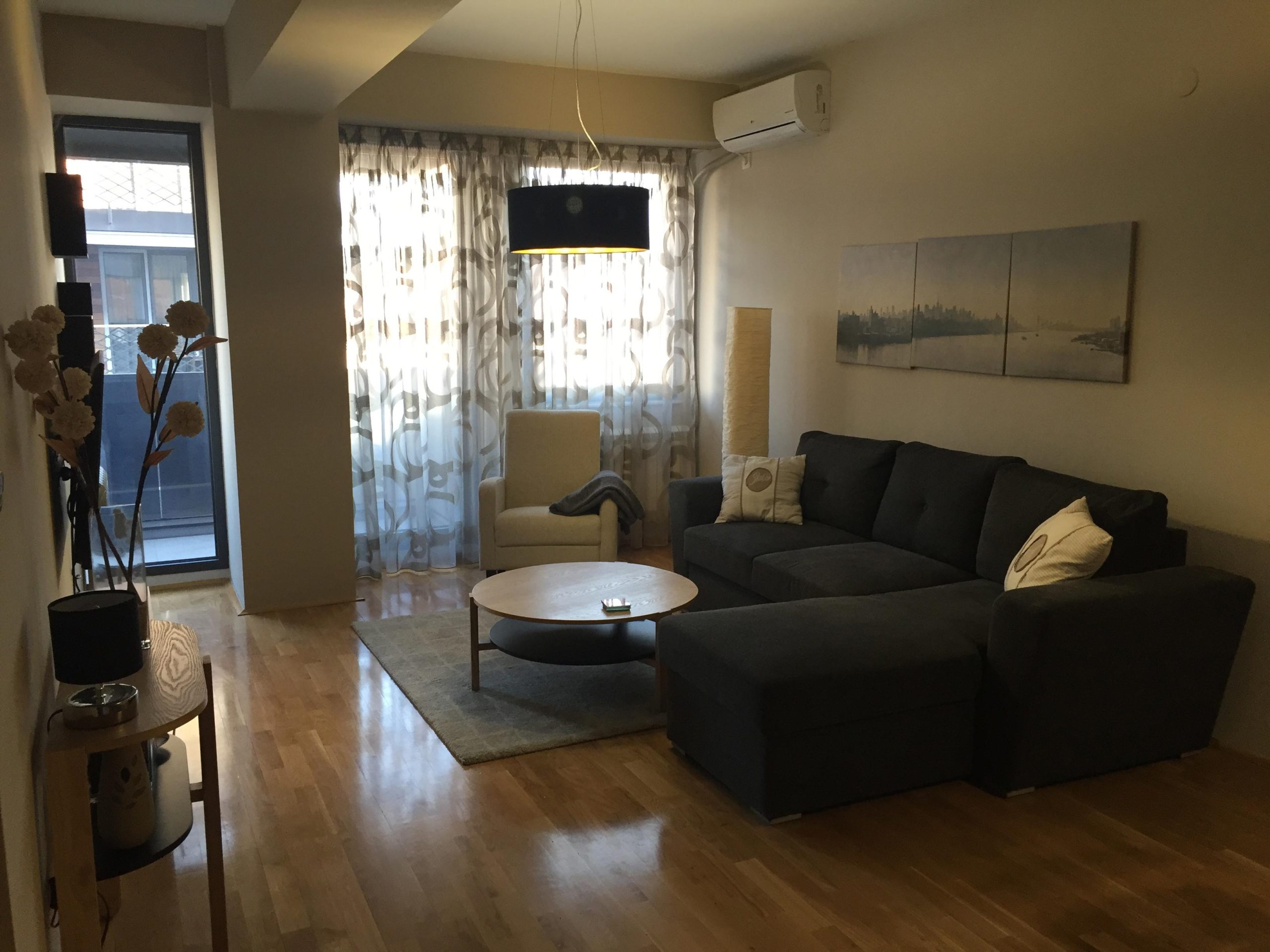 Modernly furnished apartment in Debar Maalo