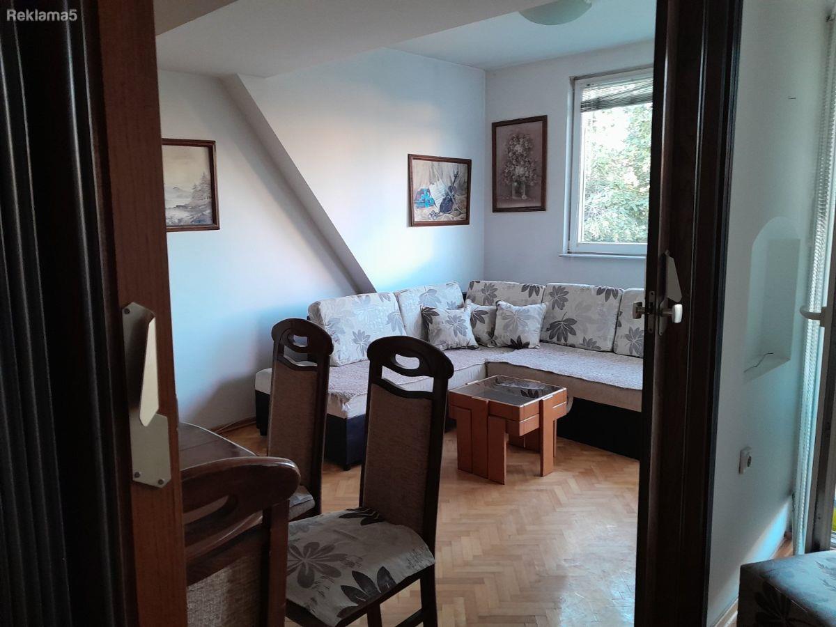 Fully renovated apartment of 68 m² for rent in N. Fox
