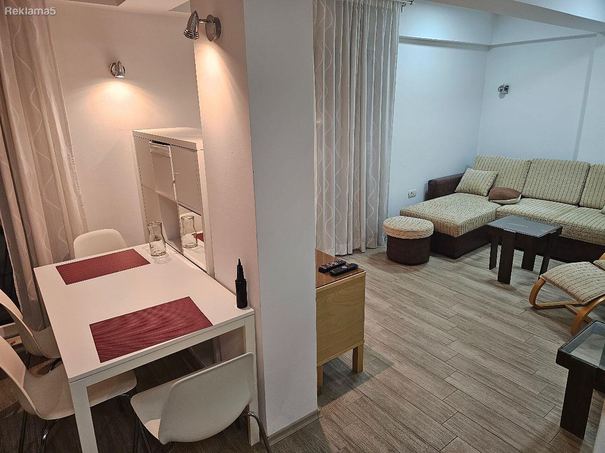 Dvosoben(medicinski fakultet)300 evr centar