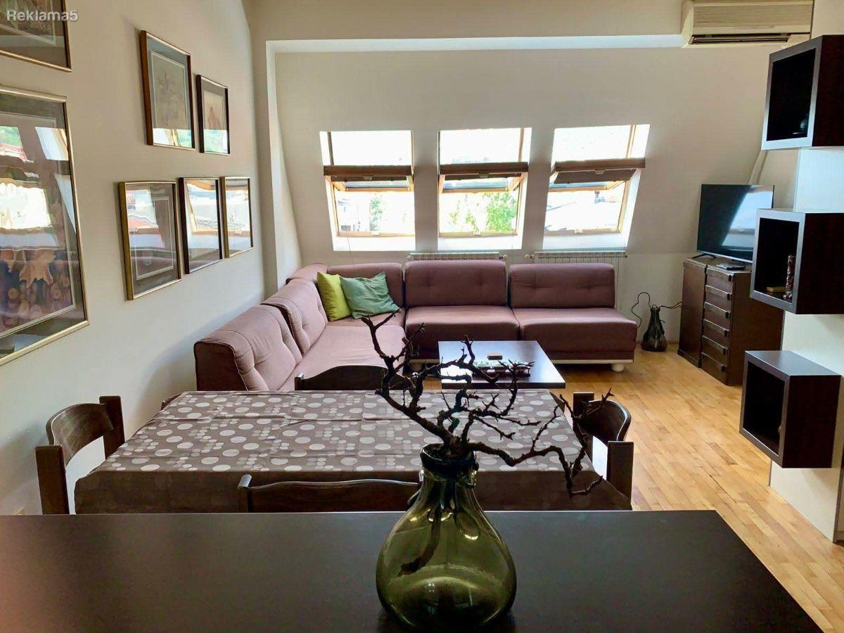 We are renting a nice 2-room furnished apartment, Center, Bunjakovec