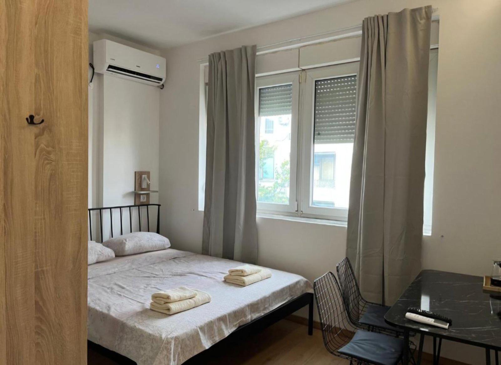 Se prodava stan/3 apartmani vo Debar Maalo