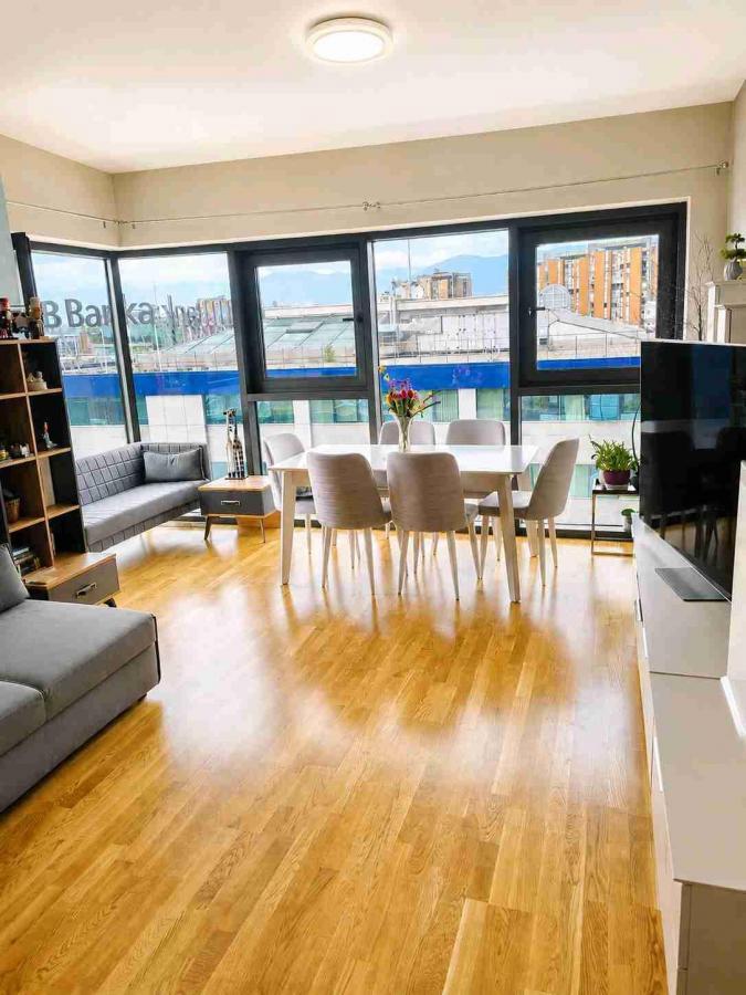 Modern apartment 102 m2 in Center for sale