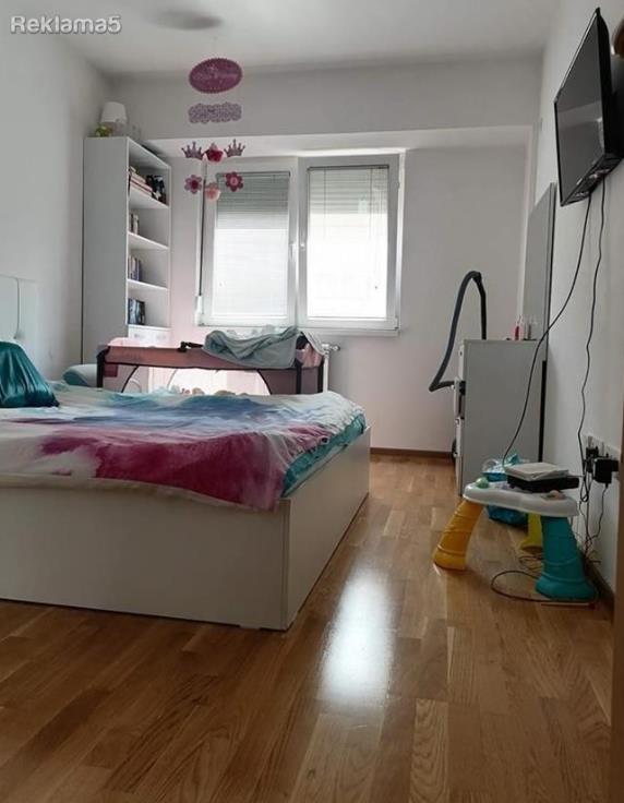 Се продава стан во Аеродром 60m2