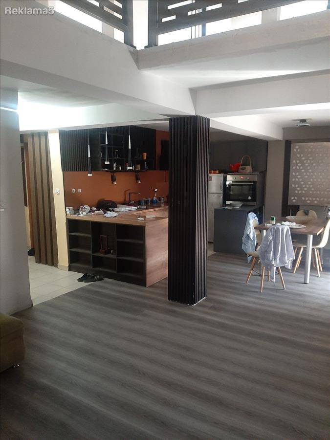 SE IZDAVA PROSTRAN DUPLEX VO CENTAR