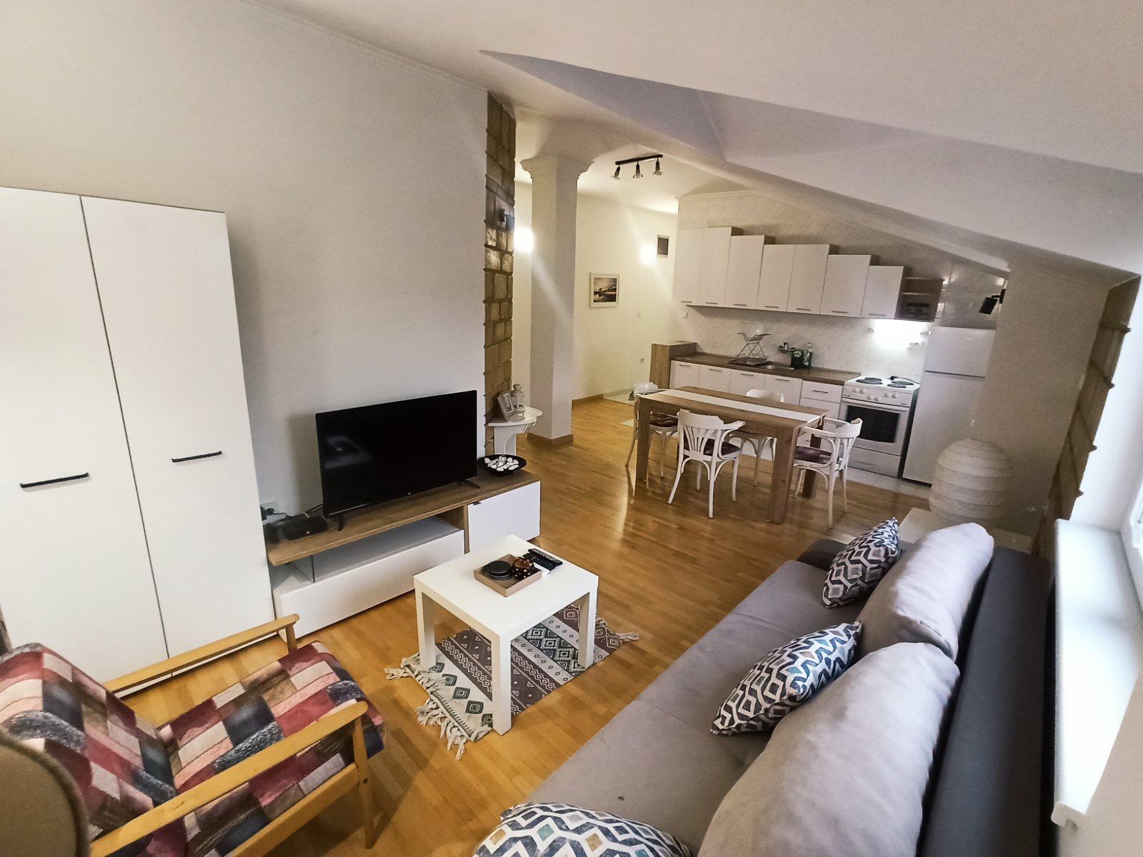 DEBAR MAALO 40m2 STAN ZA MLADI PAROVI,SAMCI ,SAMICI