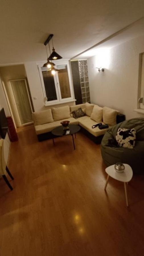 An apartment of 86 m2 is for rent in Karposh