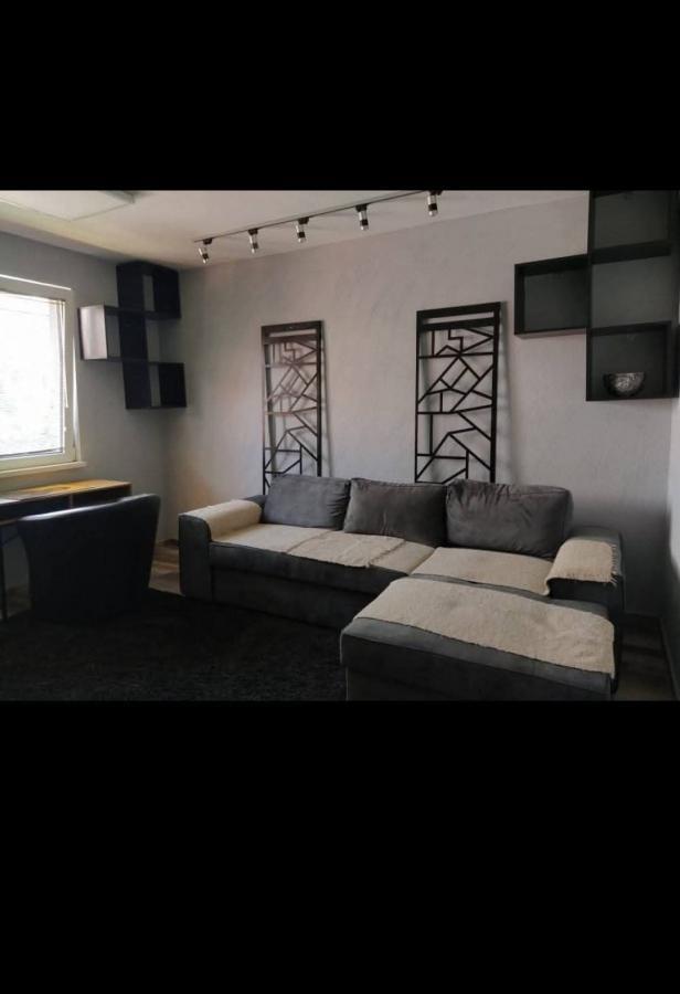 A 30 m2 apartment is for rent in Gjorce Petrov