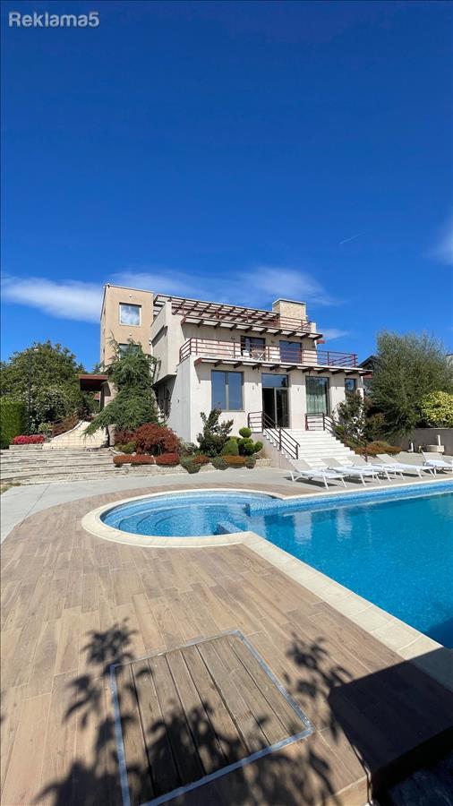 Luxury villa with pool - Gorno Sonje | 756 m² | 1,250 m² lot