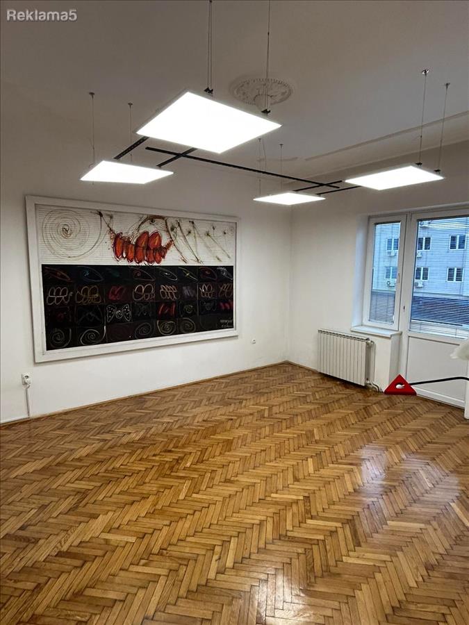 Se izdavaat kancelarii vo Centar sproti Soboren hram