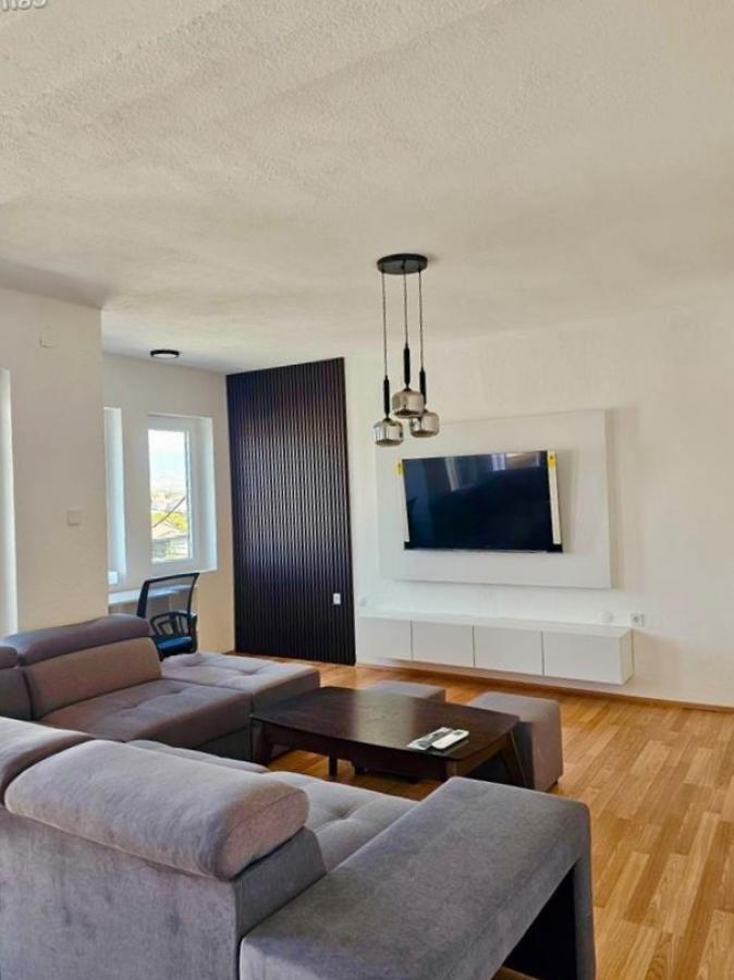 100 m2 apartment for rent in Karposh