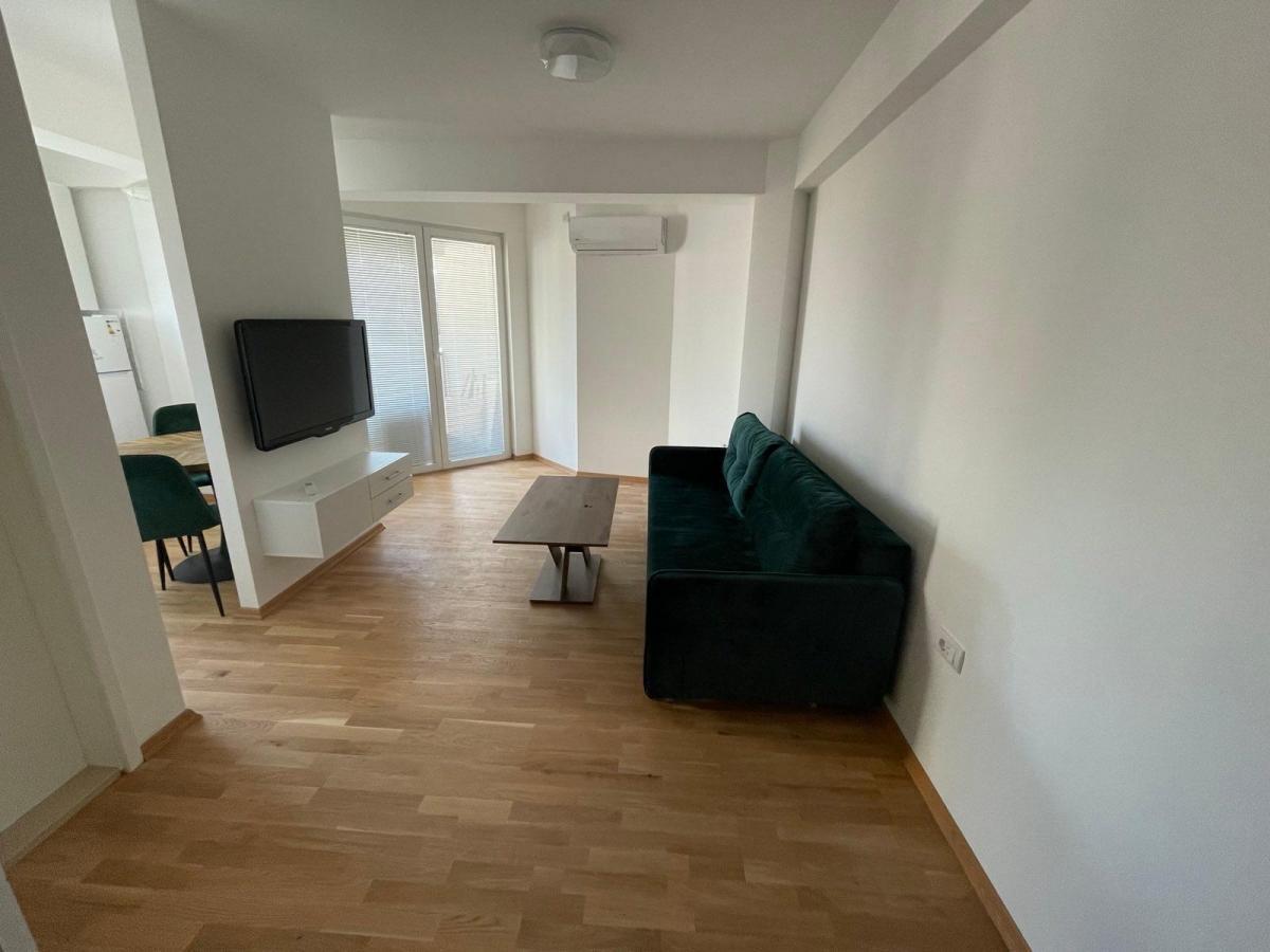 A 30 m2 apartment is for rent in Gjorce Petrov