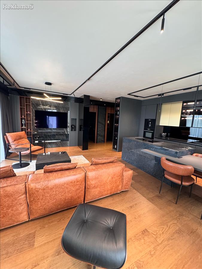 LUX APARTMAN
