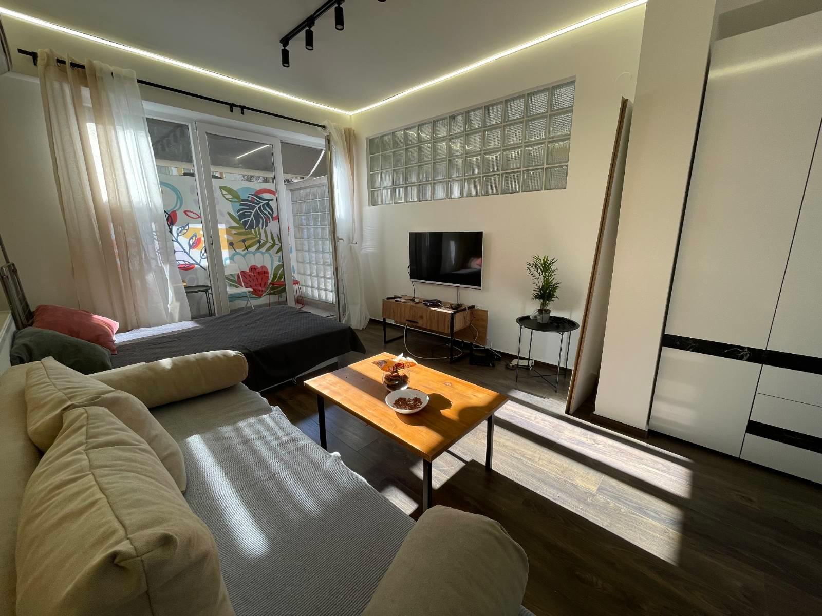 Studio apartment for rent in Debar Maalo, 31m2