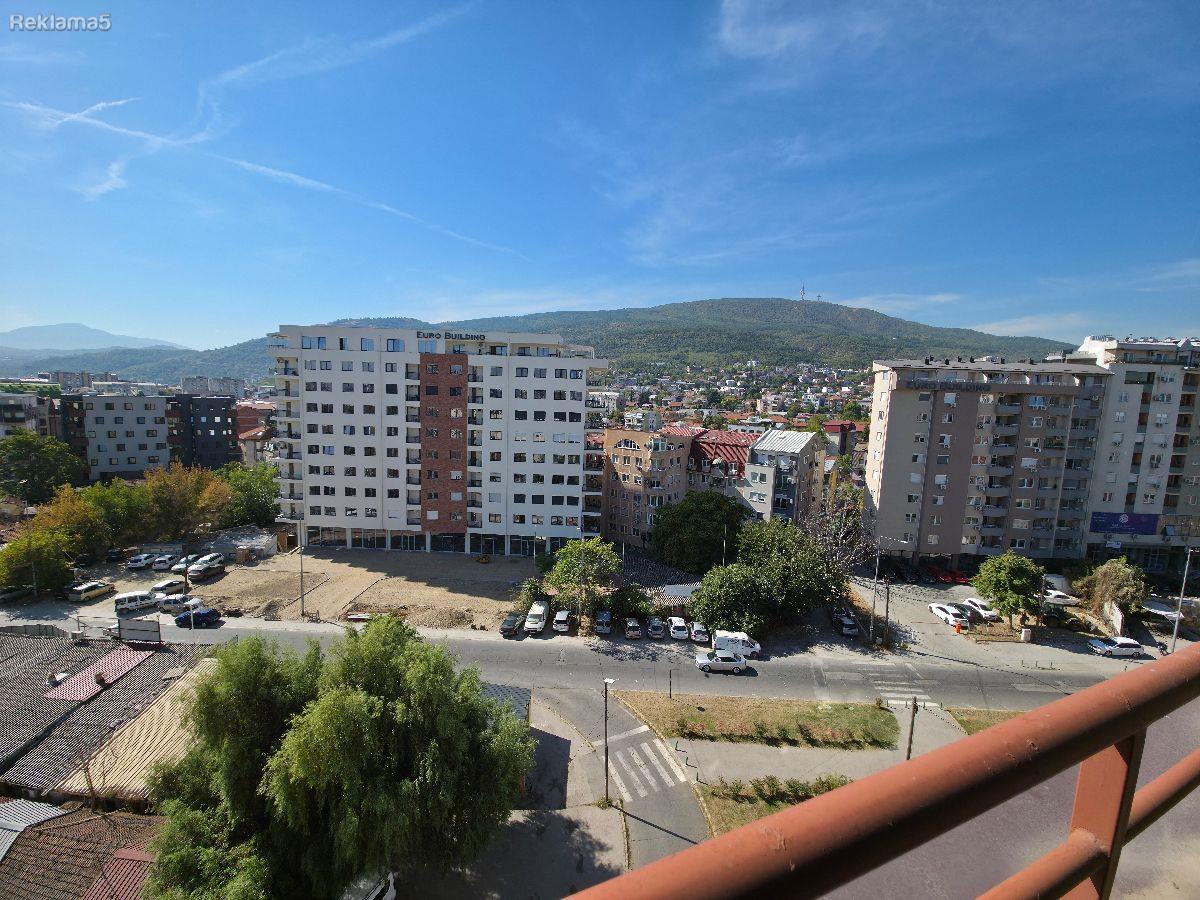 Продавам стан во Центар на Скопје