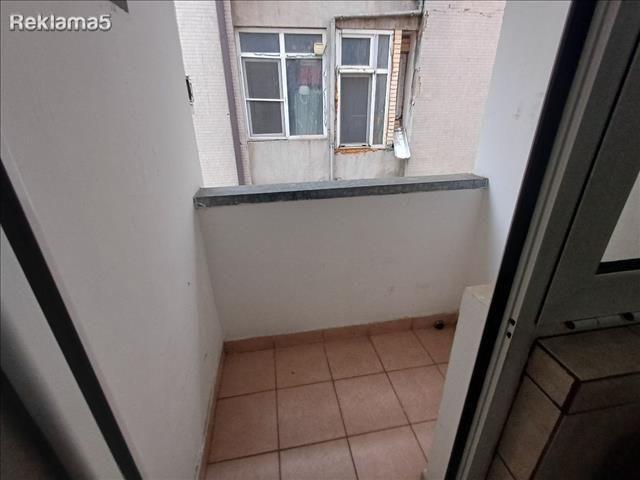 Se prodava stan 80m2 vo centar