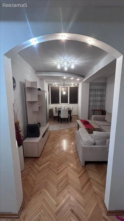 HIT BEAUTIFUL THREE BEDROOM FURNISHED APARTMENT IN AIRPORT