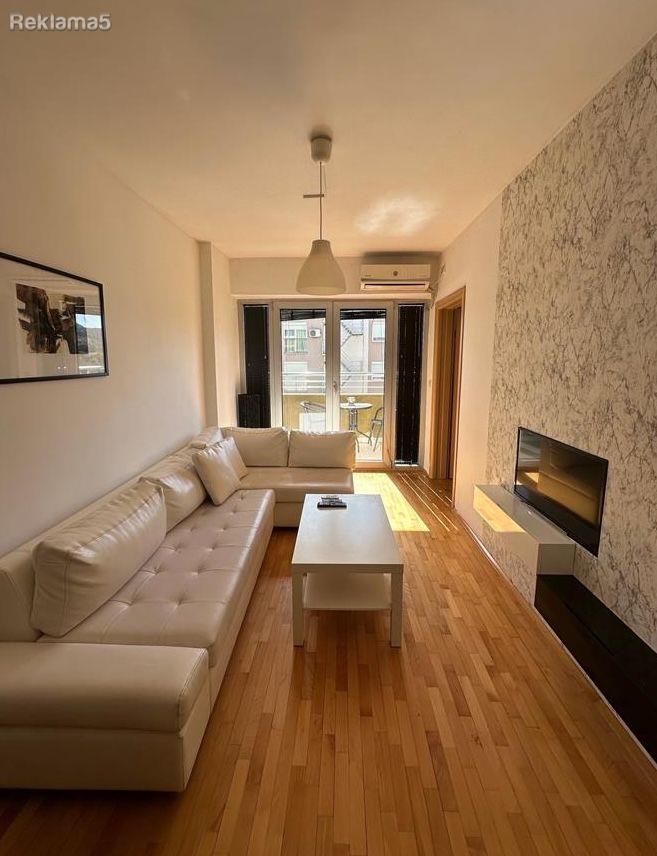 Se iznajmuva stan 45m2 vo Taftalidze