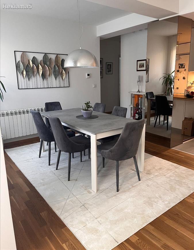 NEW FOUR-ROOM APARTMENT IN TAFTALIJE NEAR VERO