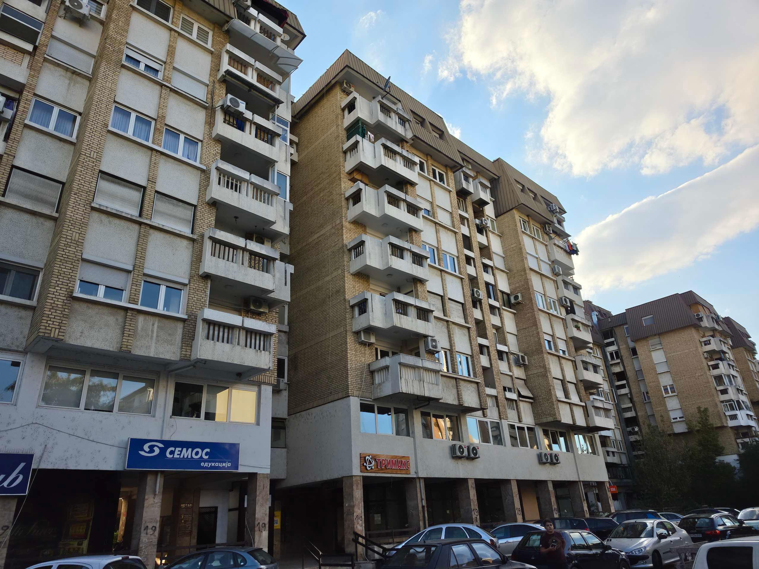 Apartment in TC Skopyanka with an underground garage