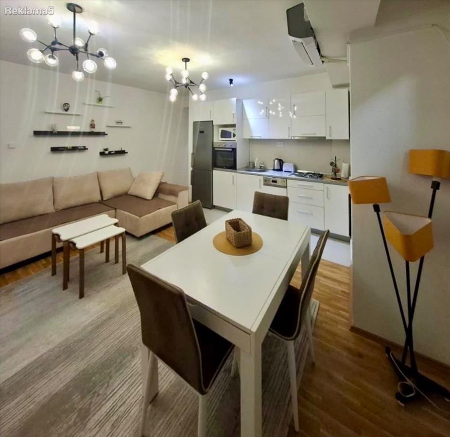 Two-room apartment for sale in Kisela Voda