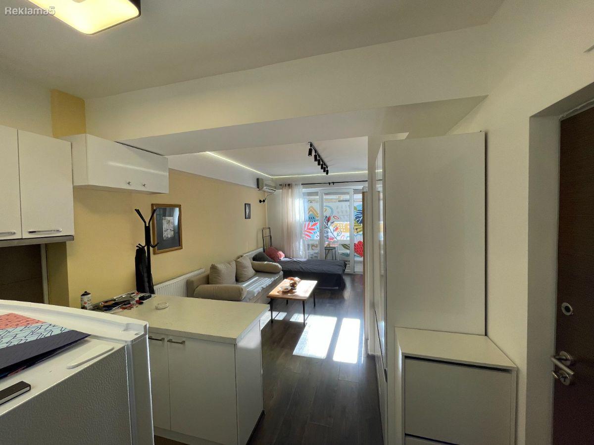 Studio apartment for rent in Debar Maalo, 31m2